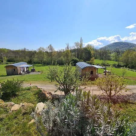 Les Milles Bottes Et Ses Roulottes