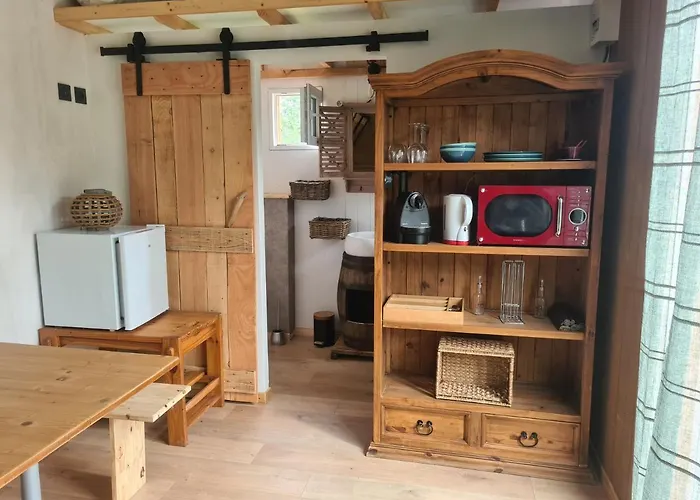 Alpesi faház Les Milles Bottes Et Ses Roulottes Encausse-les-Thermes