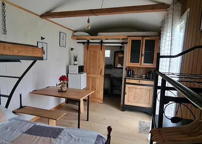 Les Milles Bottes Et Ses Roulottes Alpesi faház