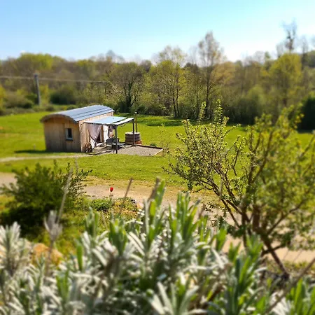 Les Milles Bottes Et Ses Roulottes * Encausse-les-Thermes